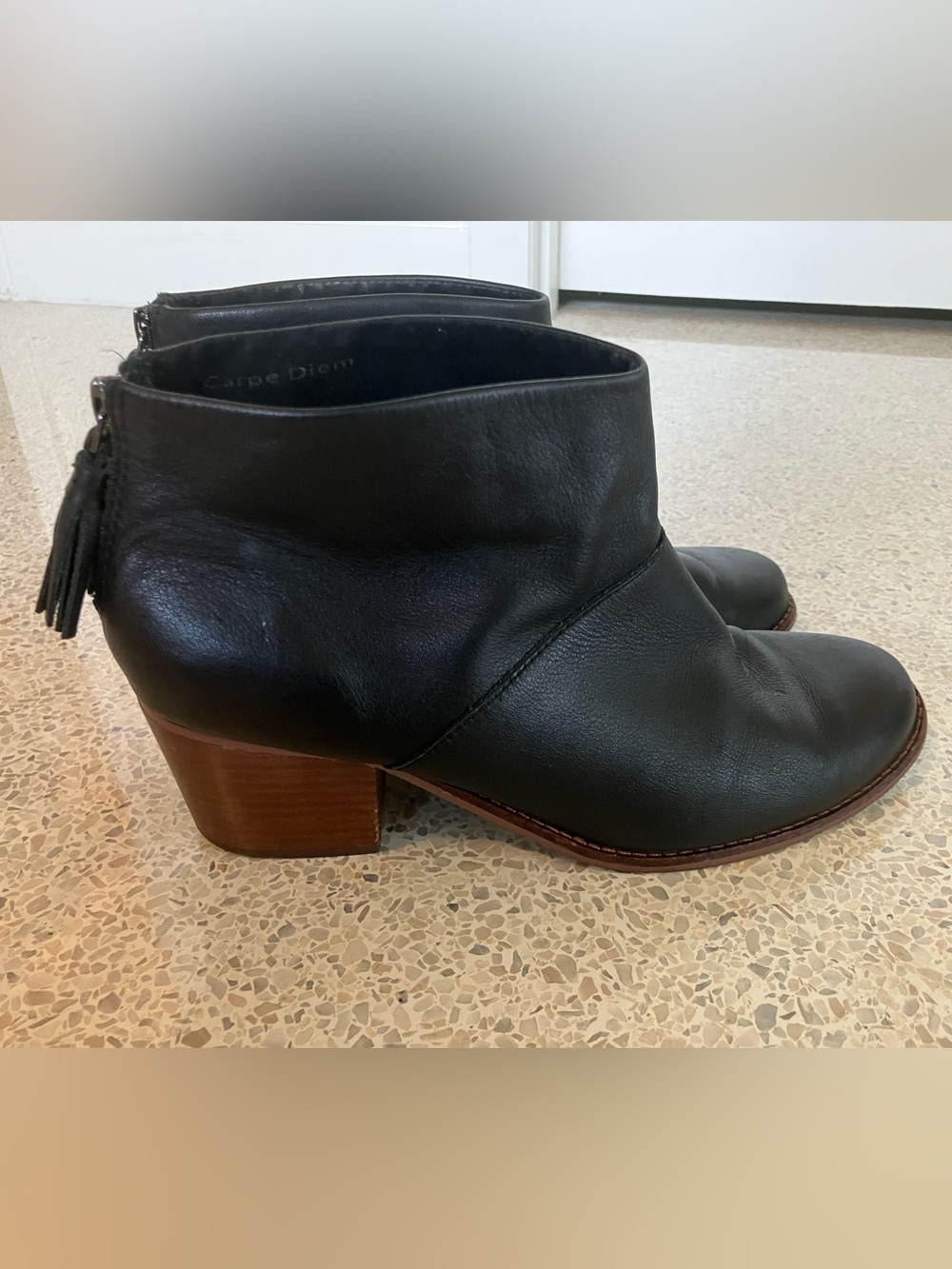 Toms black Leila ankle boots, women’s size 9